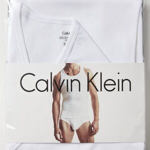 100% Cotton Calvin Klein Men's Classic White Undershirt Set of 3